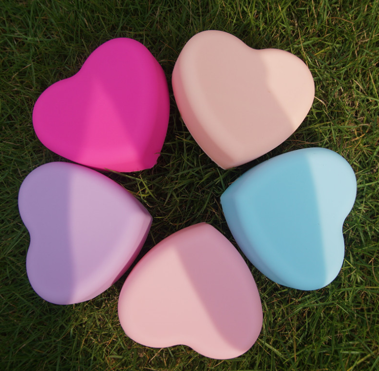 Love Scrubbing Pad Heart-shaped Egg Silicone Heart-shaped Scrubbing Tool