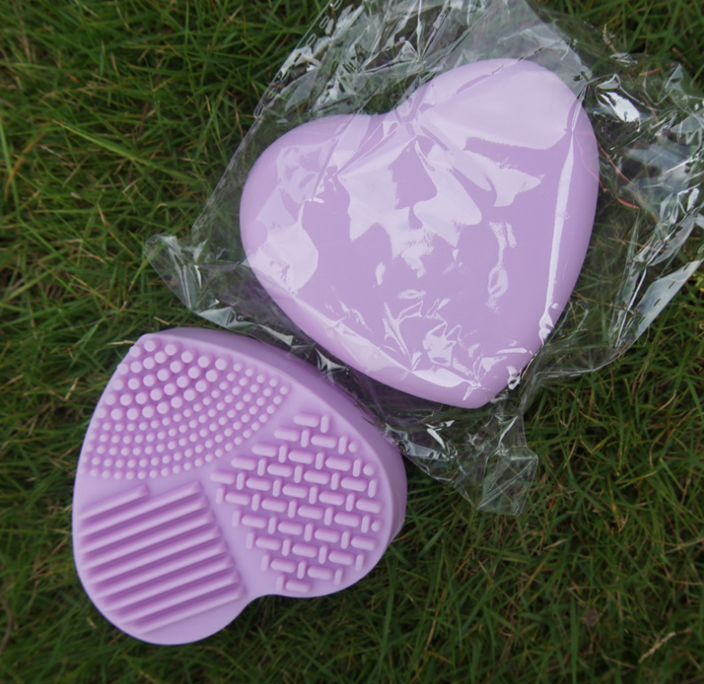 Love Scrubbing Pad Heart-shaped Egg Silicone Heart-shaped Scrubbing Tool