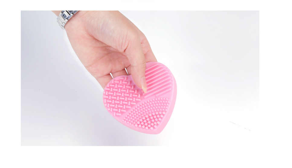 Love Scrubbing Pad Heart-shaped Egg Silicone Heart-shaped Scrubbing Tool